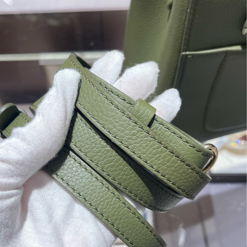 Chanel/香奈儿 mini executive 祖母绿银扣牛皮-7
