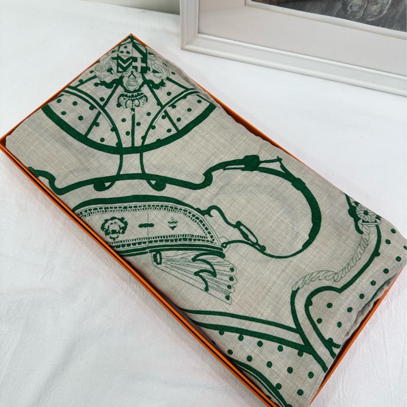 Hermes 愛馬仕 140羊絨圍巾 披肩Springs Bandana-1