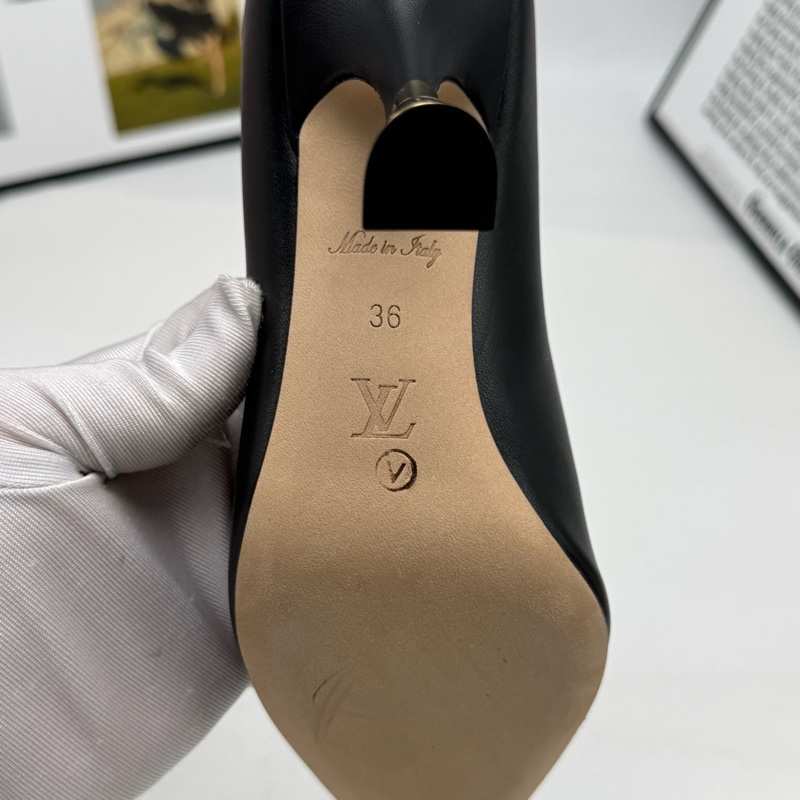 99.9新 未使用過 LV/路易威登 奢華精美 柔軟小羊皮 尖頭高跟鞋36碼-7