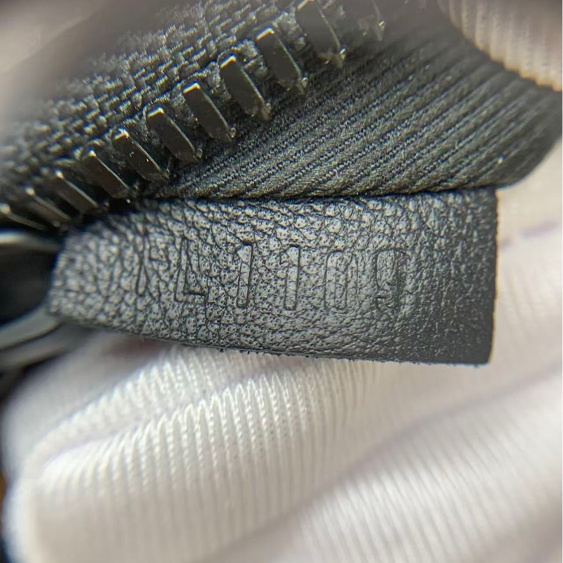 )LV路易威登棕色老花mini soft trunk軟盒子包,編碼款-6