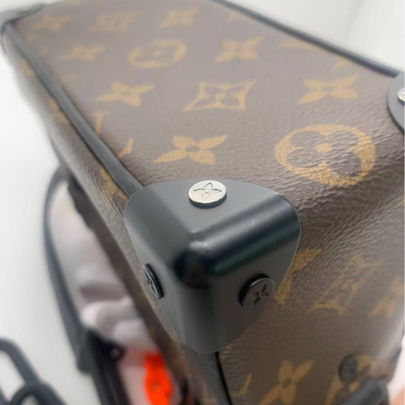 )LV路易威登棕色老花mini soft trunk軟盒子包,編碼款-15