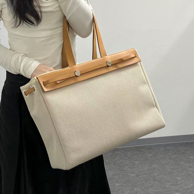「JL精品代購」98新愛馬仕卡其棕色帆布拼皮herbag中號 附小號横版替換袋-1
