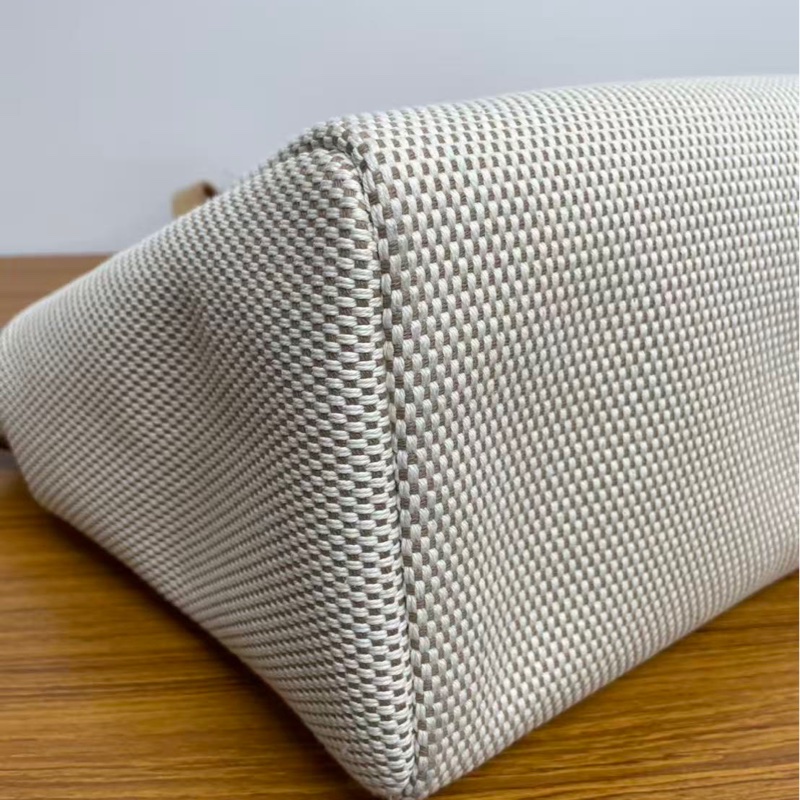 「JL精品代購」愛馬仕卡其棕色帆布拼皮herbag中號 附小號横版替換袋-8