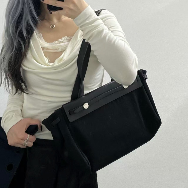 「JL精品代購」愛馬仕黑色橫版herbag 深藍色替換袋-2