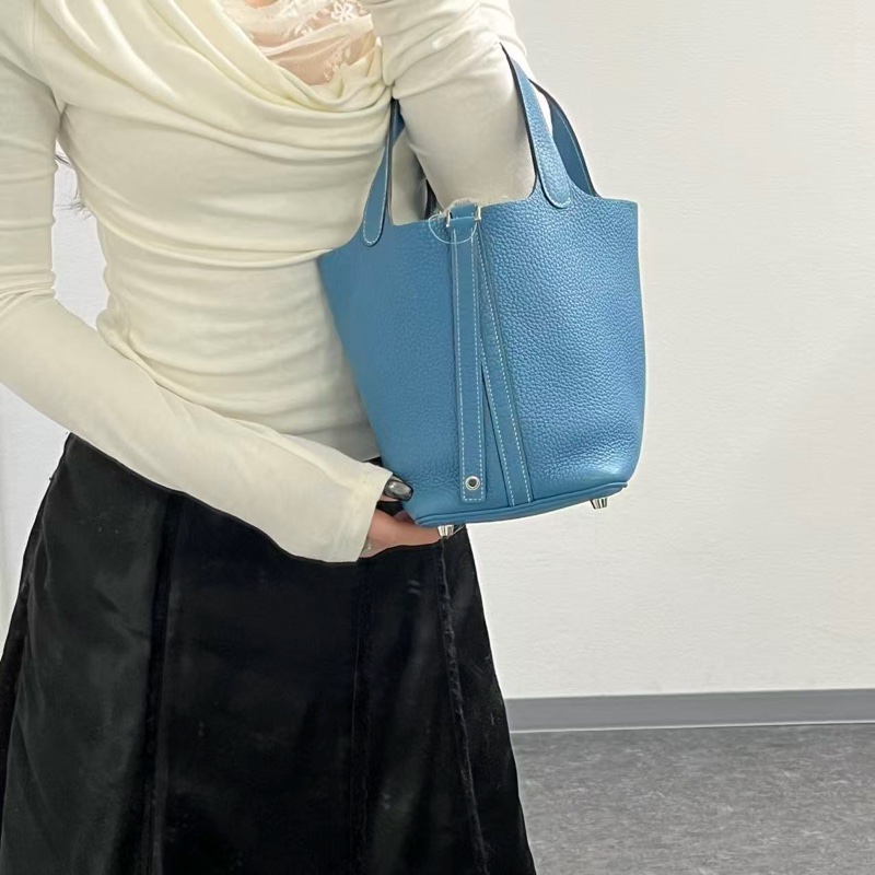 「JL精品代購」愛馬仕菜籃子18 blue jean TC皮-1