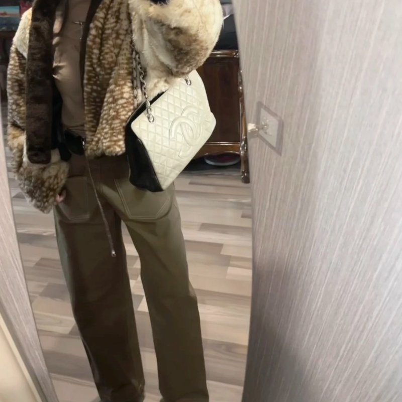 CHANEL 黑白拼色托特肩背包 31*20*11 98新配件塵袋購證-0