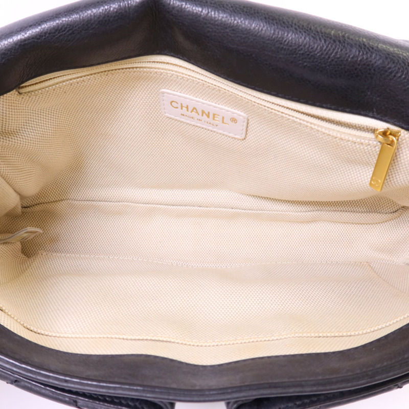 CHANEL 牛皮皮革Shoulder Bag金扣肩背袋-5