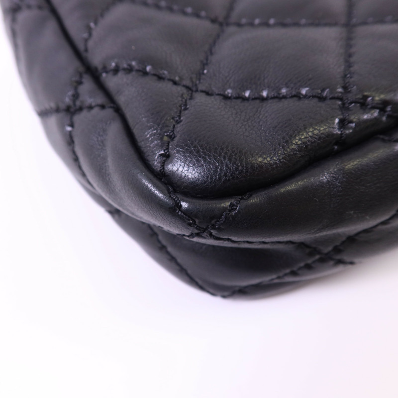 CHANEL 牛皮皮革Shoulder Bag金扣肩背袋-17