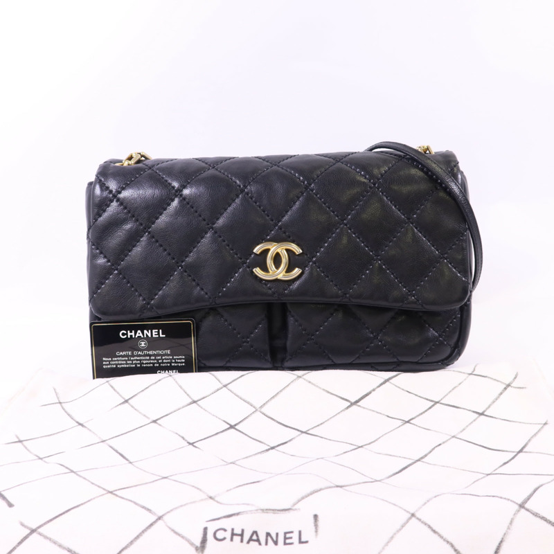 CHANEL 牛皮皮革Shoulder Bag金扣肩背袋-23