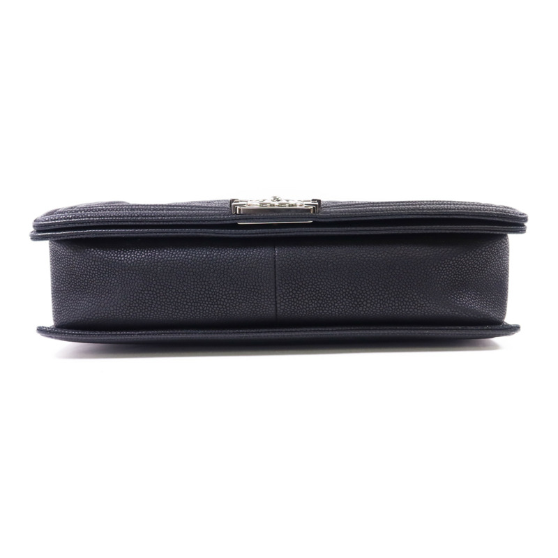 CHANEL 牛皮皮革Boy 30銀扣鏈帶肩背袋-3