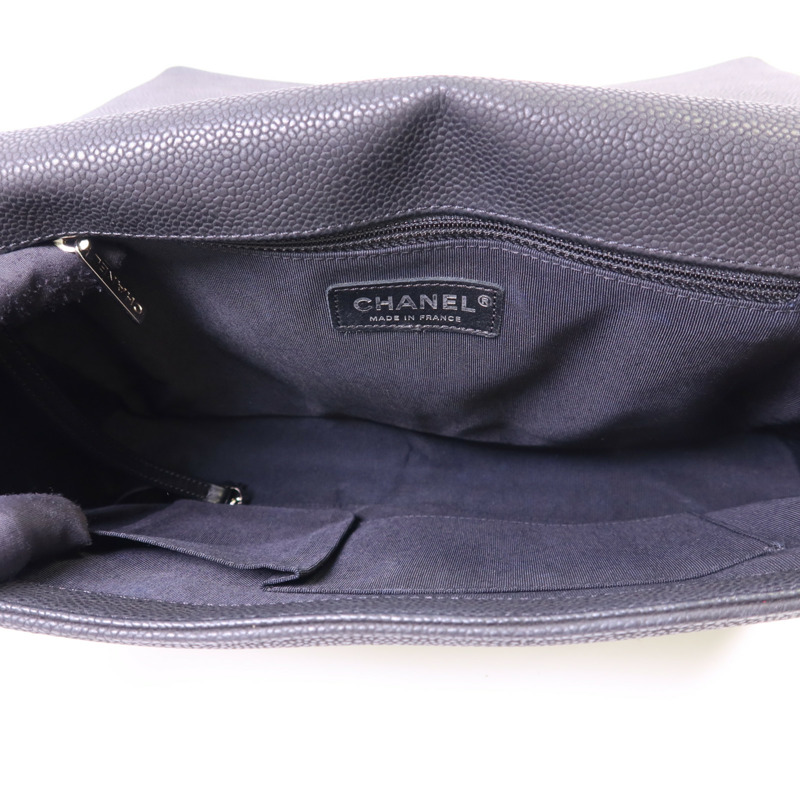 CHANEL 牛皮皮革Boy 30銀扣鏈帶肩背袋-6