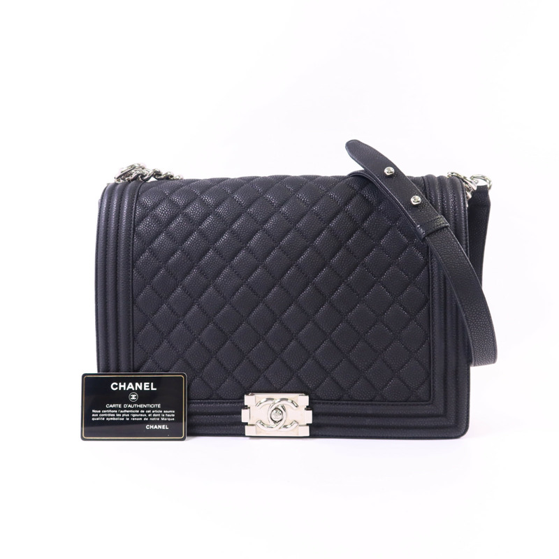 CHANEL 牛皮皮革Boy 30銀扣鏈帶肩背袋-18