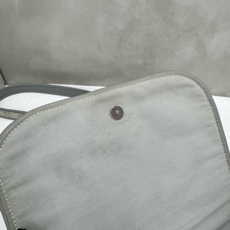 LV 童話森林系列郵差包-12