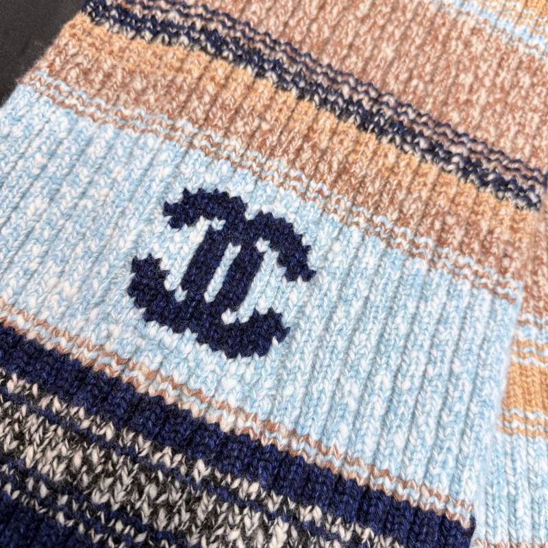 CHANEL 藍咖羊毛粗針織圍巾-1