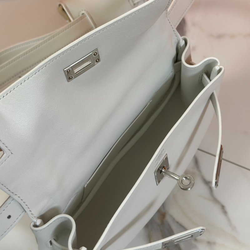 HERMES Kelly moove - 新白銀 W-8