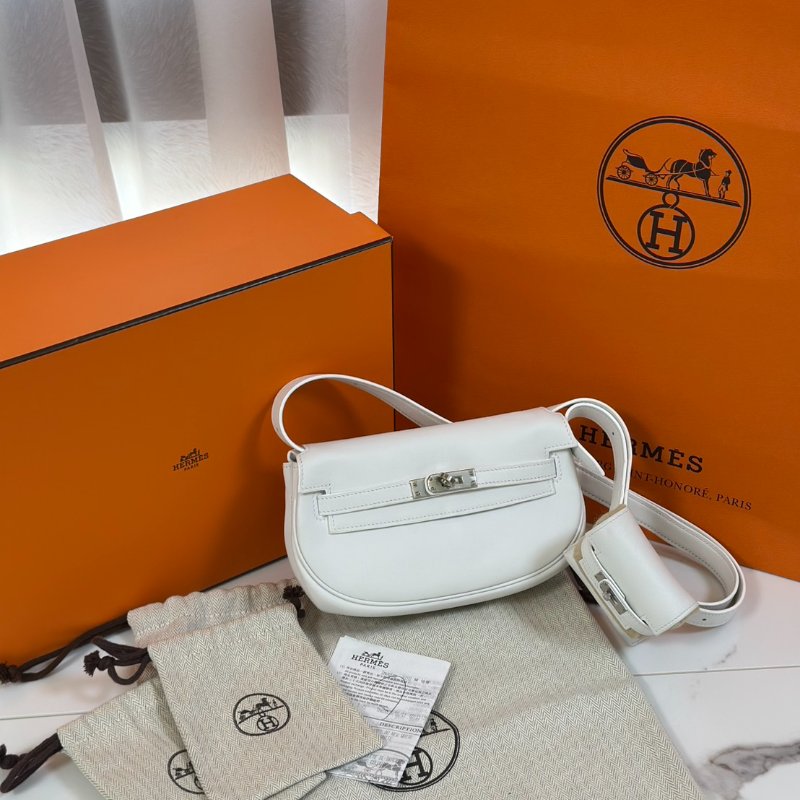 HERMES Kelly moove - 新白銀 W-9