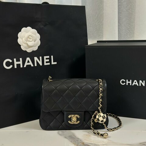CHANEL 經典口蓋包方胖子 17 - 足球黑金
