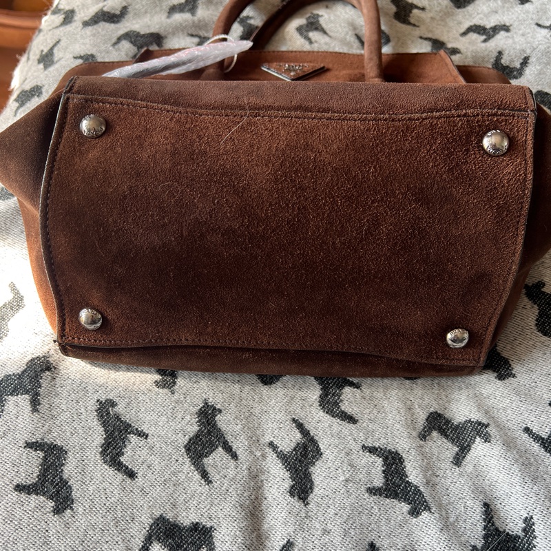 prada 麂皮手提包-3