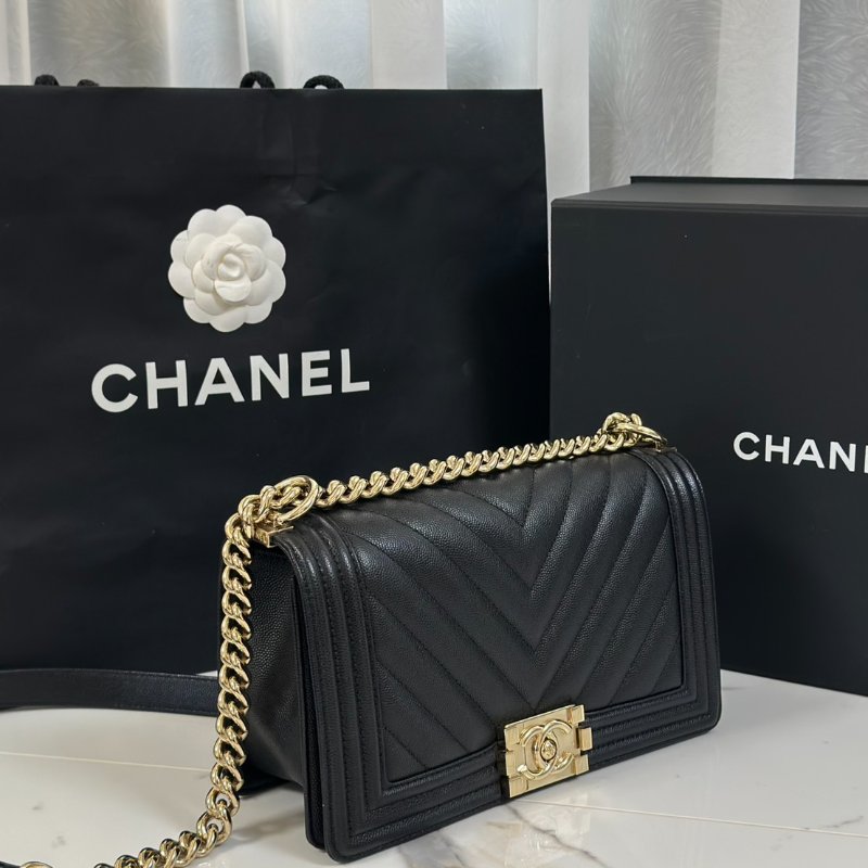 CHANEL Boy25 V紋粒面牛皮口蓋包 - 黑淡金25開-2