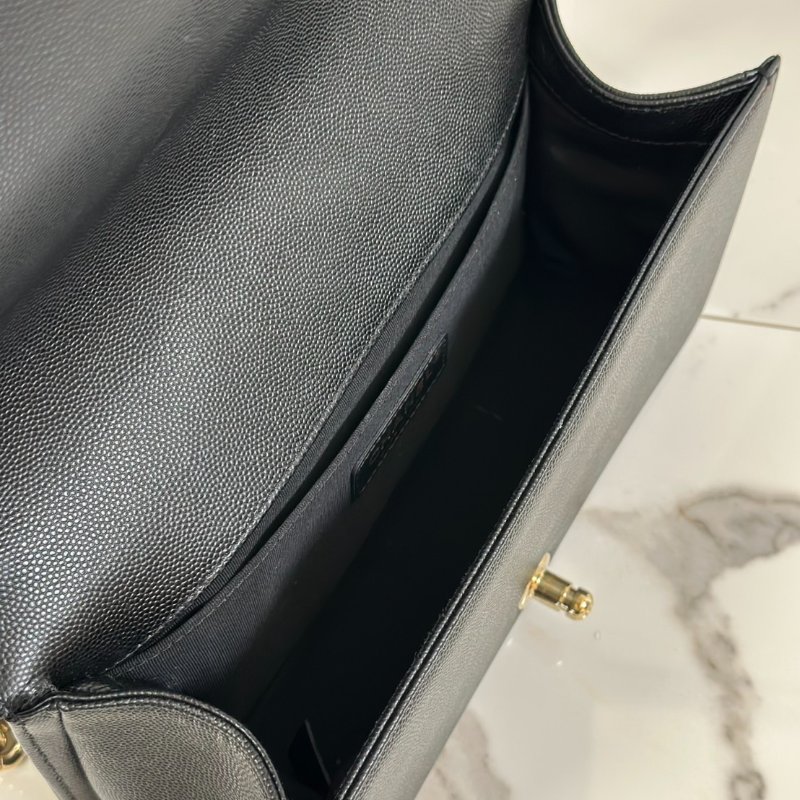 CHANEL Boy25 V紋粒面牛皮口蓋包 - 黑淡金25開-3
