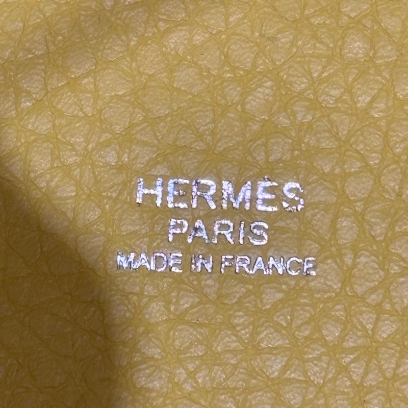 【穿搭首選、軟挺超好裝】Hermès Picotin 18 手提包|檸檬黃 TC牛皮|銀扣配件、輕巧又吸睛-4