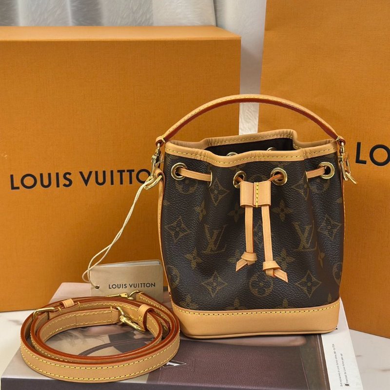 LOUIS VUITTON Nano noe水桶包-0