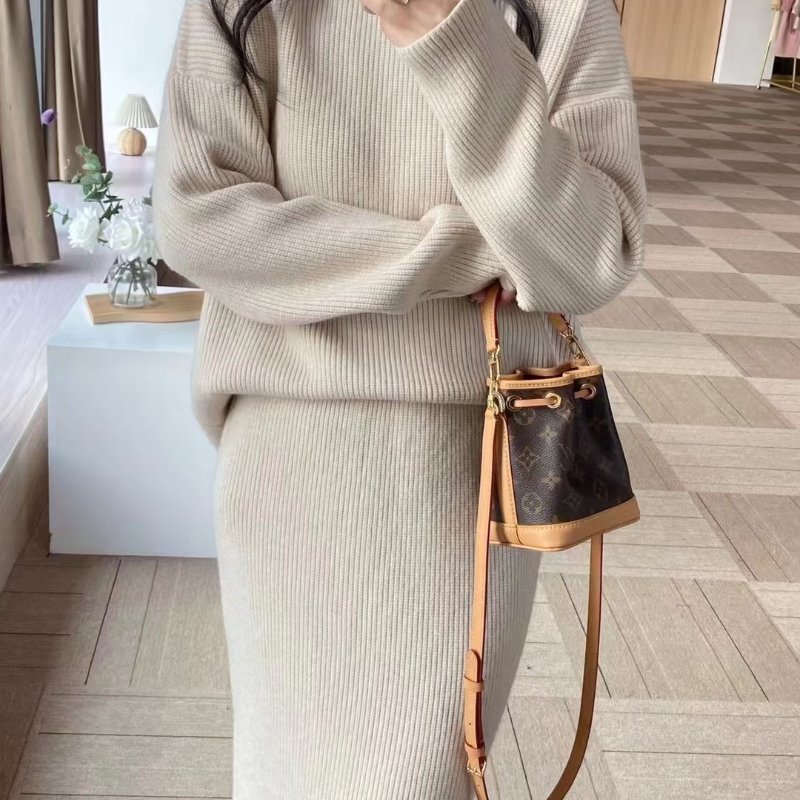 LOUIS VUITTON Nano noe水桶包-8
