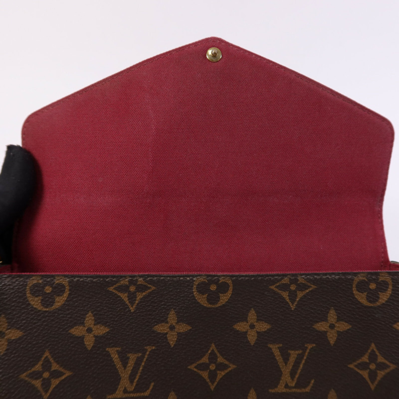 LOUIS VUITTON Monogram Pochette Felicie金扣鏈帶肩背袋-13
