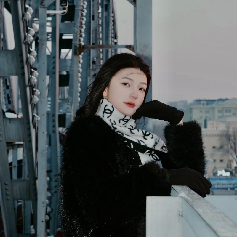 CHANEL 經典雙C雙面羊絨圍巾-7