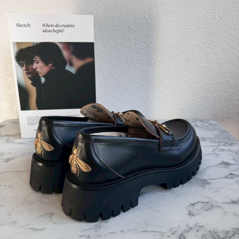 Gucci 經典黑色蜜蜂金馬銜扣樂福鞋-1