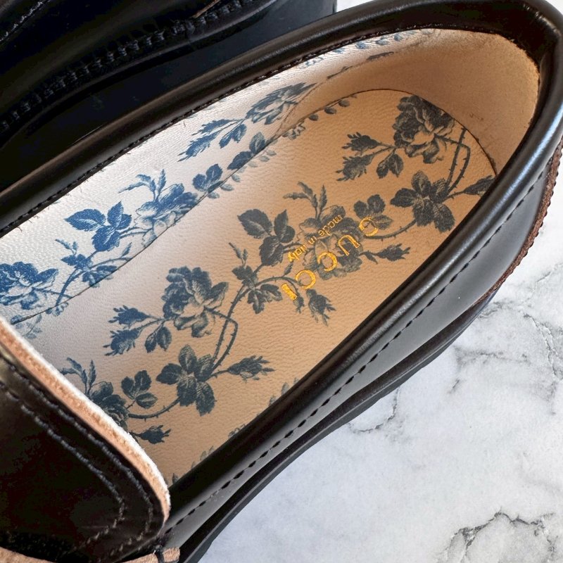 Gucci 經典黑色蜜蜂金馬銜扣樂福鞋-5