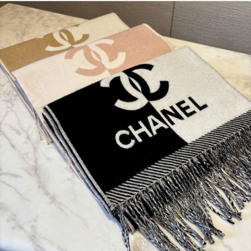 CHANEL香奈兒 🎀現貨 🎀 24K雙色撞色/拼色圍巾~(近新品)-44