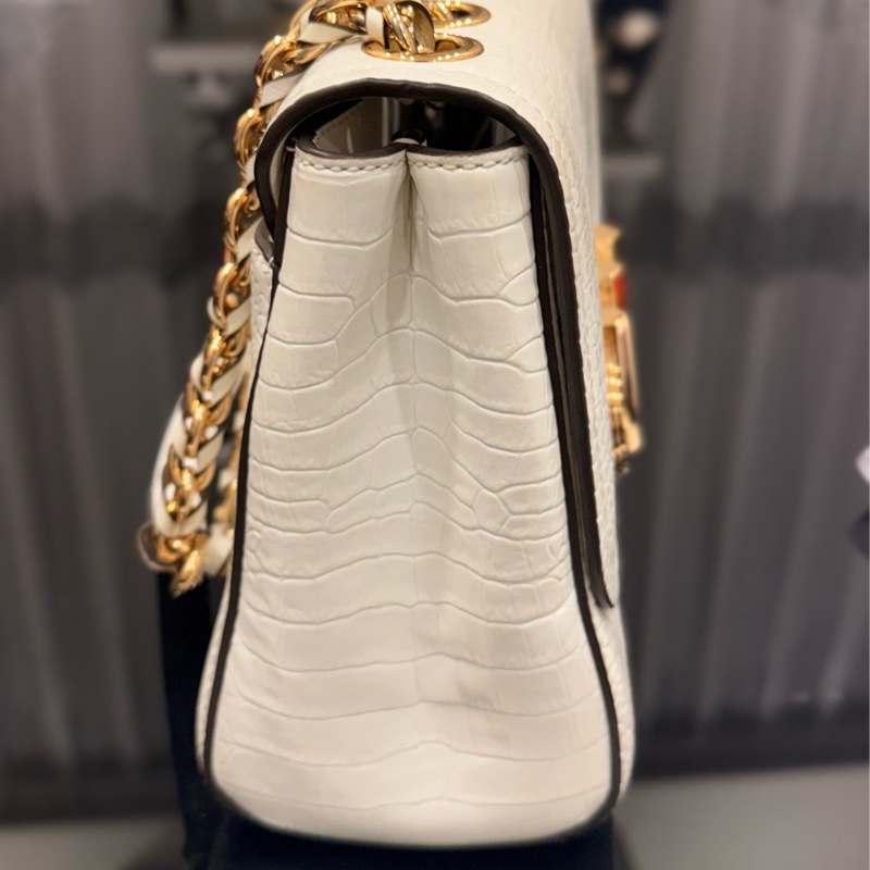 MK 鱷魚紋鍊條包| 白色近全新🤍|附購證 / 收據《保證正品》-15