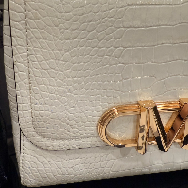 MK 鱷魚紋鍊條包| 白色近全新🤍|附購證 / 收據《保證正品》-26