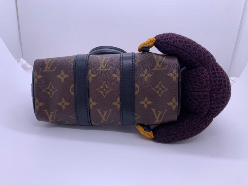 Vuitton/路易威登 LV Keepall Nano猴子包,限量秀款,老花帆布配橙色拉鍊,肩帶可調節,尺寸21x12.5x6cm-21