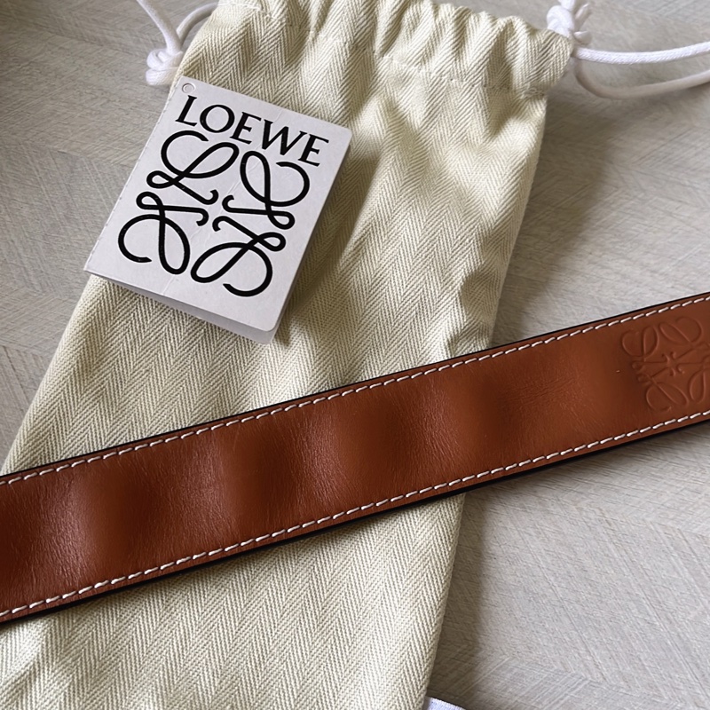 全新 LOEWE 小牛皮手環 棕褐色-1