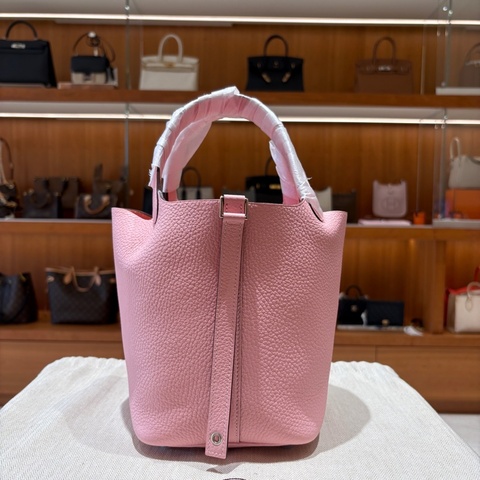 【夢幻櫻花粉、銀扣甜而不膩】Hermès Picotin 18 手提包｜TC小牛皮｜W刻 2024年份＋原廠全配