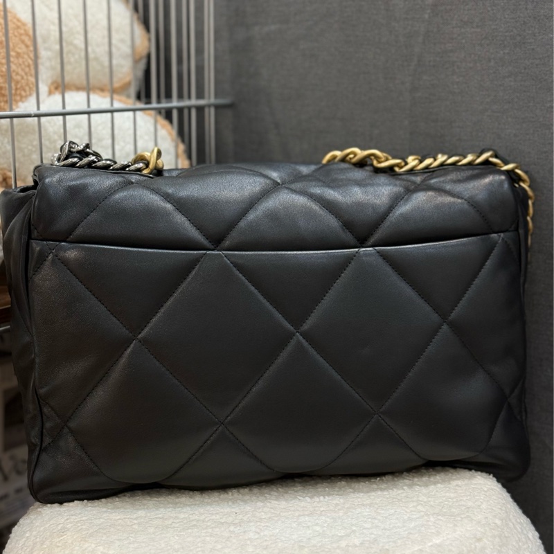(全新閒置品)Chanel 19bag maxi 黑金 機場包 ✨最新晶片款 ‼櫃上約30萬-2