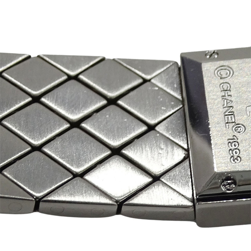 香奈兒女士絎縫石英腕錶,QZ系列不鏽鋼錶殼,H0009,銀/黑色方形錶盤,拋光處理-9