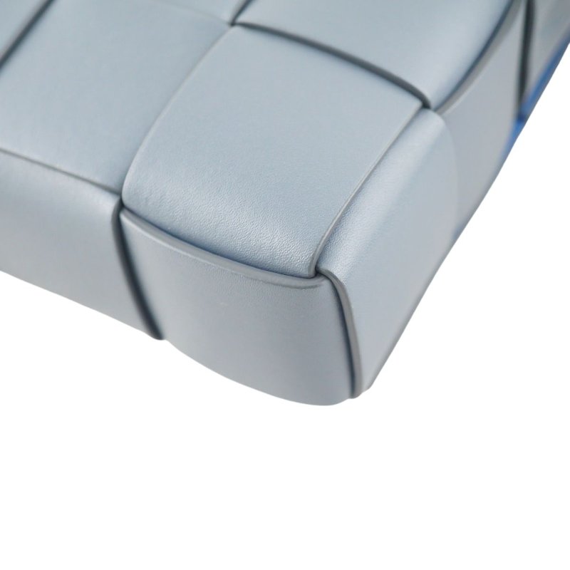 BV Bottega Veneta 灰色小羊皮編織掀蓋斜背包-10