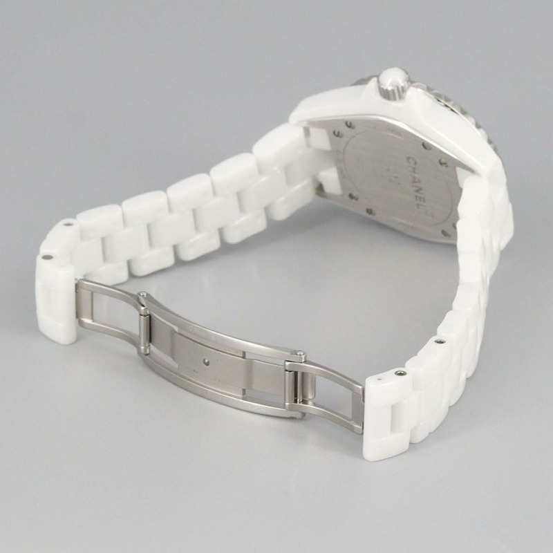 香奈兒 J12 33毫米陶瓷錶殼,中央鑲嵌12顆寶石,H2123石英錶-6