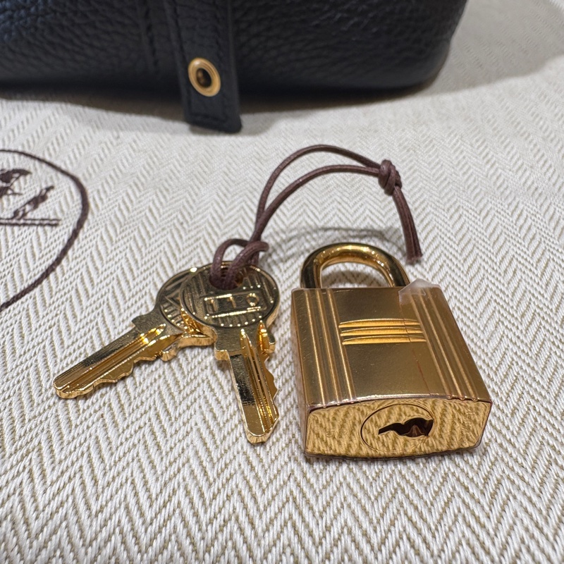 【Z刻新款、黑金優雅入門】Hermès Picotin 18 手提包|黑色金扣|Z刻 2021年份-3