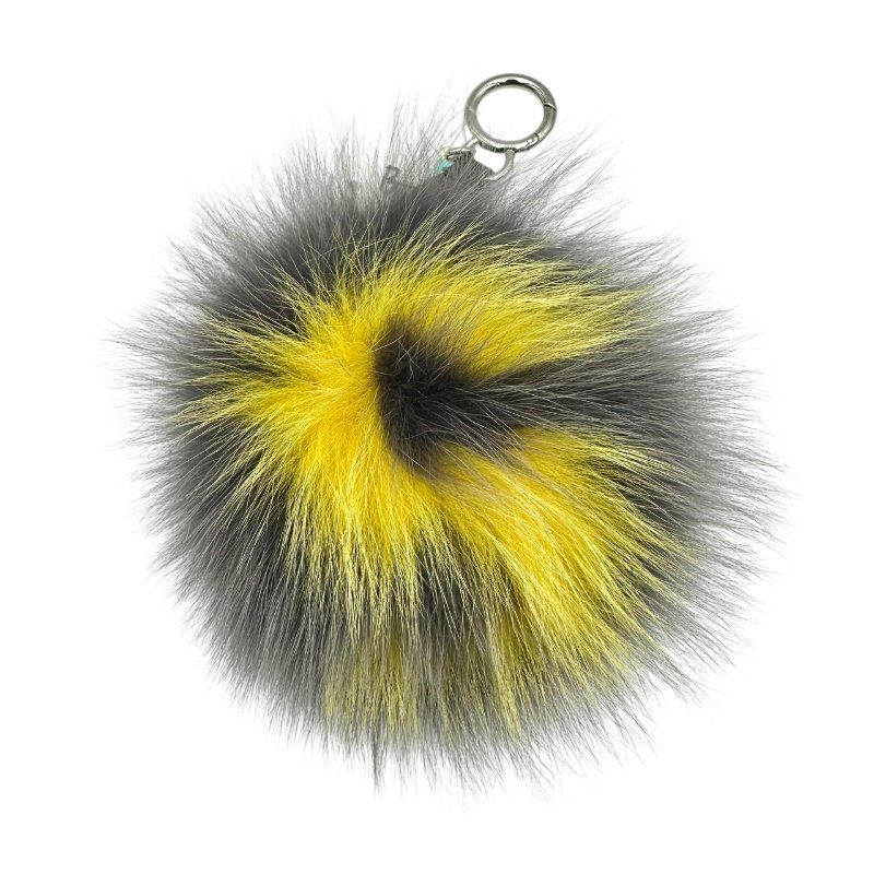 【美收精品】FENDI 灰黃毛球吊飾 C-26【隔月月中將轉賣至日本 上架期限30天】-0