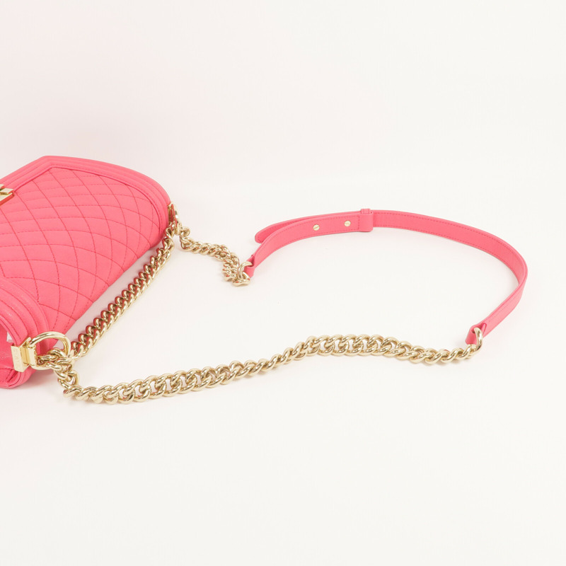 CHANEL 牛皮皮革Boy 25金扣鏈帶肩背袋-4