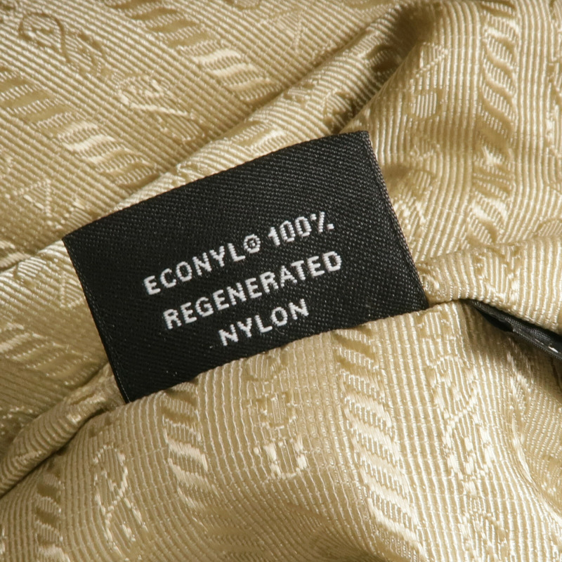 PRADA 尼龍Backpack銀扣背包-16