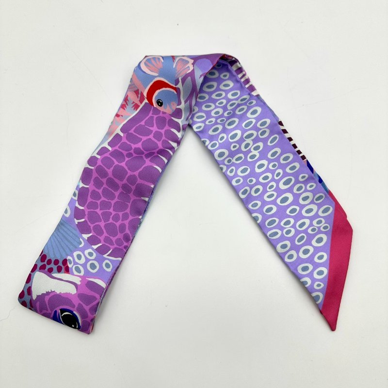 【美收精品】HERMES 紫藍色絲巾C-28【隔月月中將轉賣至日本 上架期限30天】-1