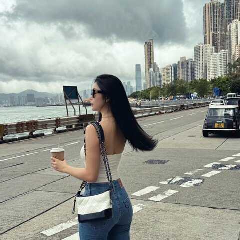 CHANEL 黑白拼色小號流浪包 20*15*8 98新配件塵袋