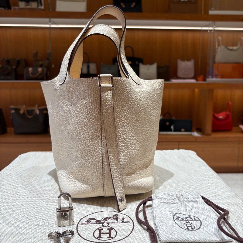 【奶昔白人氣爆棚、氣質首選銀扣】Hermès Picotin 18 手提包|奶昔白銀扣|Z刻 2021年份-0