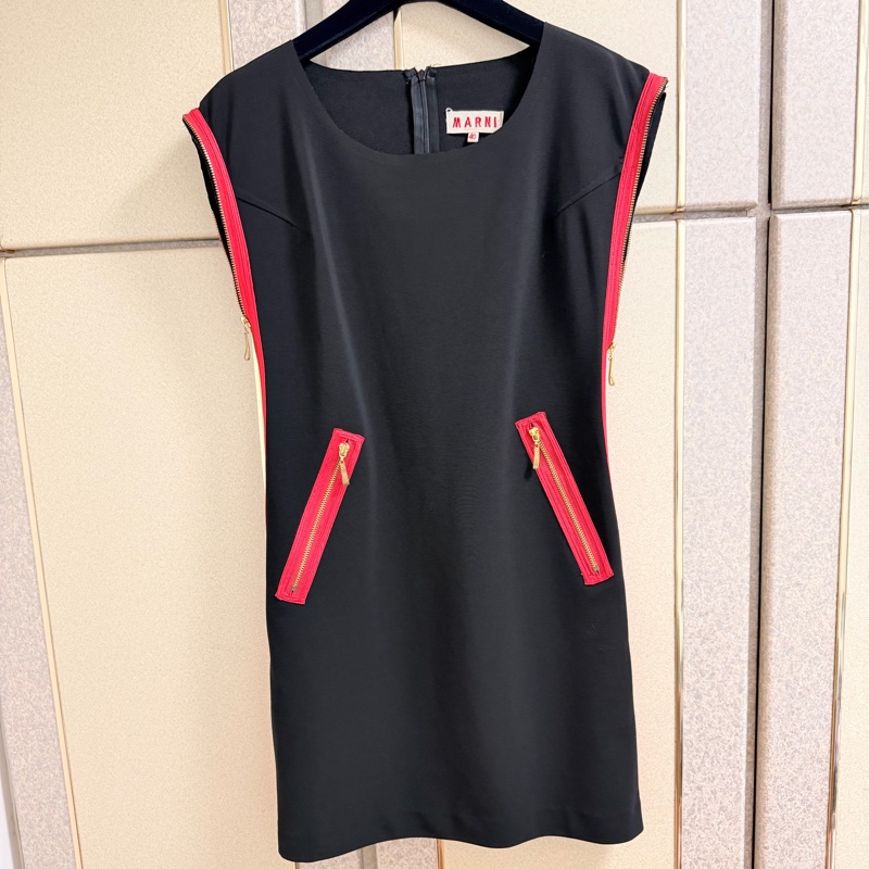 63）Marni正品黑紅撞色設計感短版洋裝 40號 95成新-7