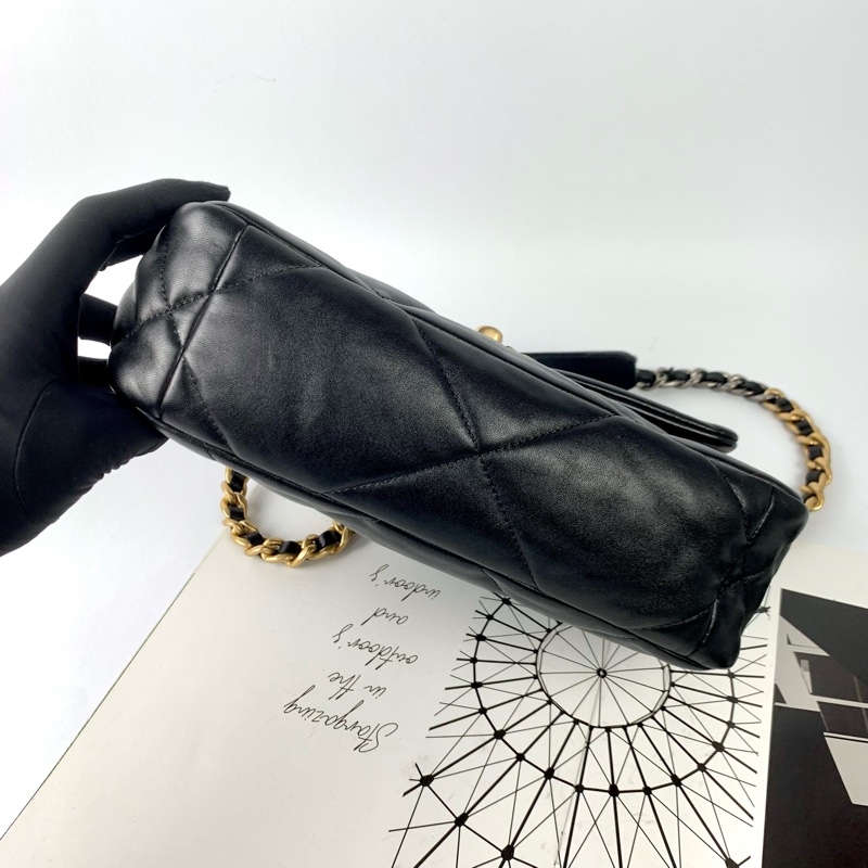 Chanel 19bag 黑金小號-3